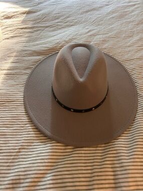 8 Other Reasons Taupe Wide-Brim Felt Fedora with Studded Band